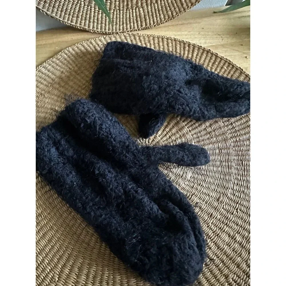 Black Mitten Gloves